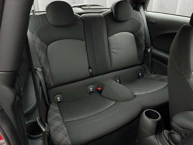 MINI Cooper 1.5L*LED*Navi*PDC*SHZ*Klimaaut.*Tempo**