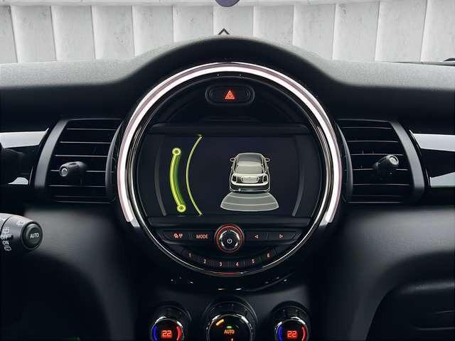 MINI Cooper 1.5L*LED*Navi*PDC*SHZ*Klimaaut.*Tempo**