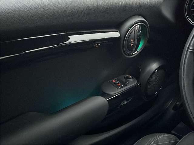 MINI Cooper 1.5L*LED*Navi*PDC*SHZ*Klimaaut.*Tempo**