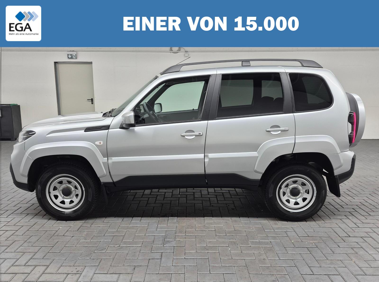 Lada Niva Travel SHZ/Scheibenhzg/PDC/Kam