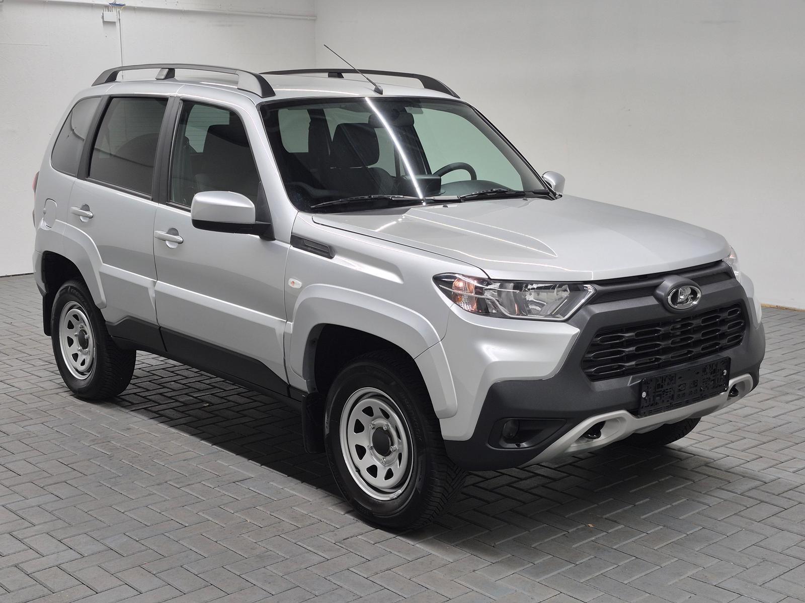 Lada Niva Travel SHZ/Scheibenhzg/PDC/Kam