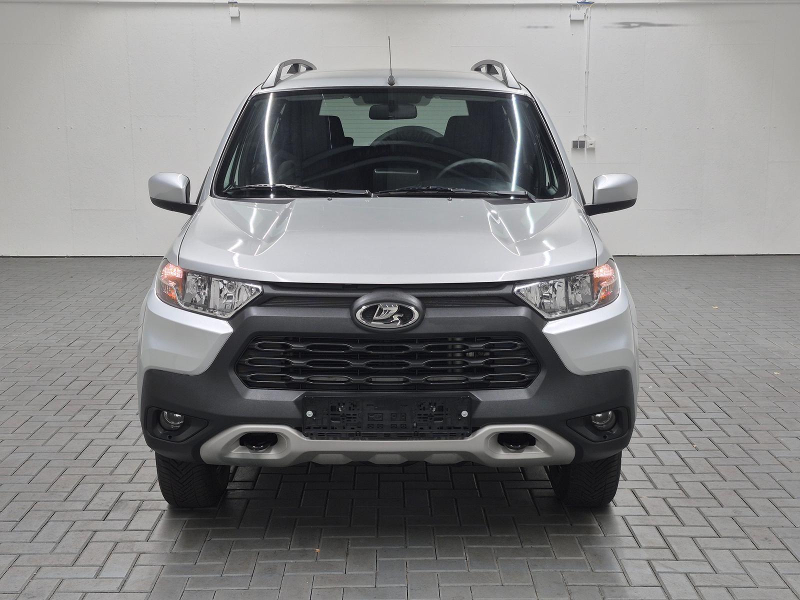 Lada Niva Travel SHZ/Scheibenhzg/PDC/Kam