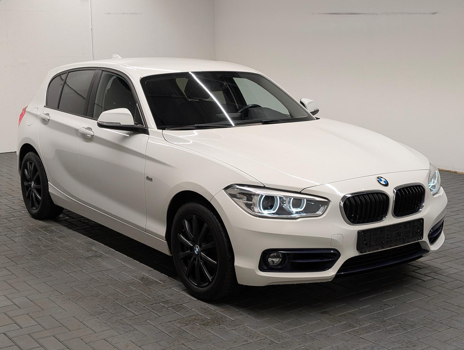 BMW 120 i Sport Line LED/Navi/SHZ/Tempomat/PDC
