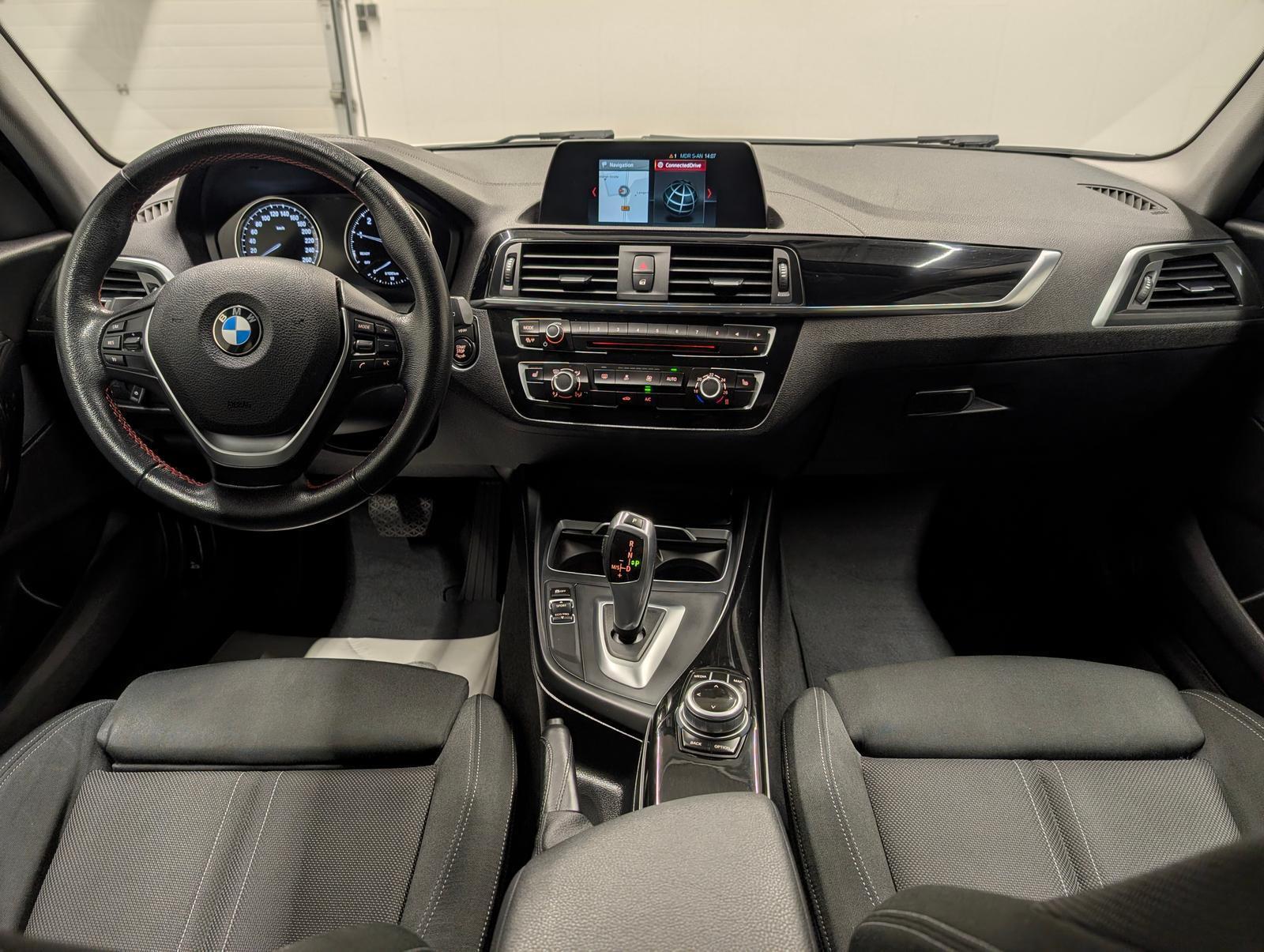 BMW 120 i Sport Line LED/Navi/SHZ/Tempomat/PDC