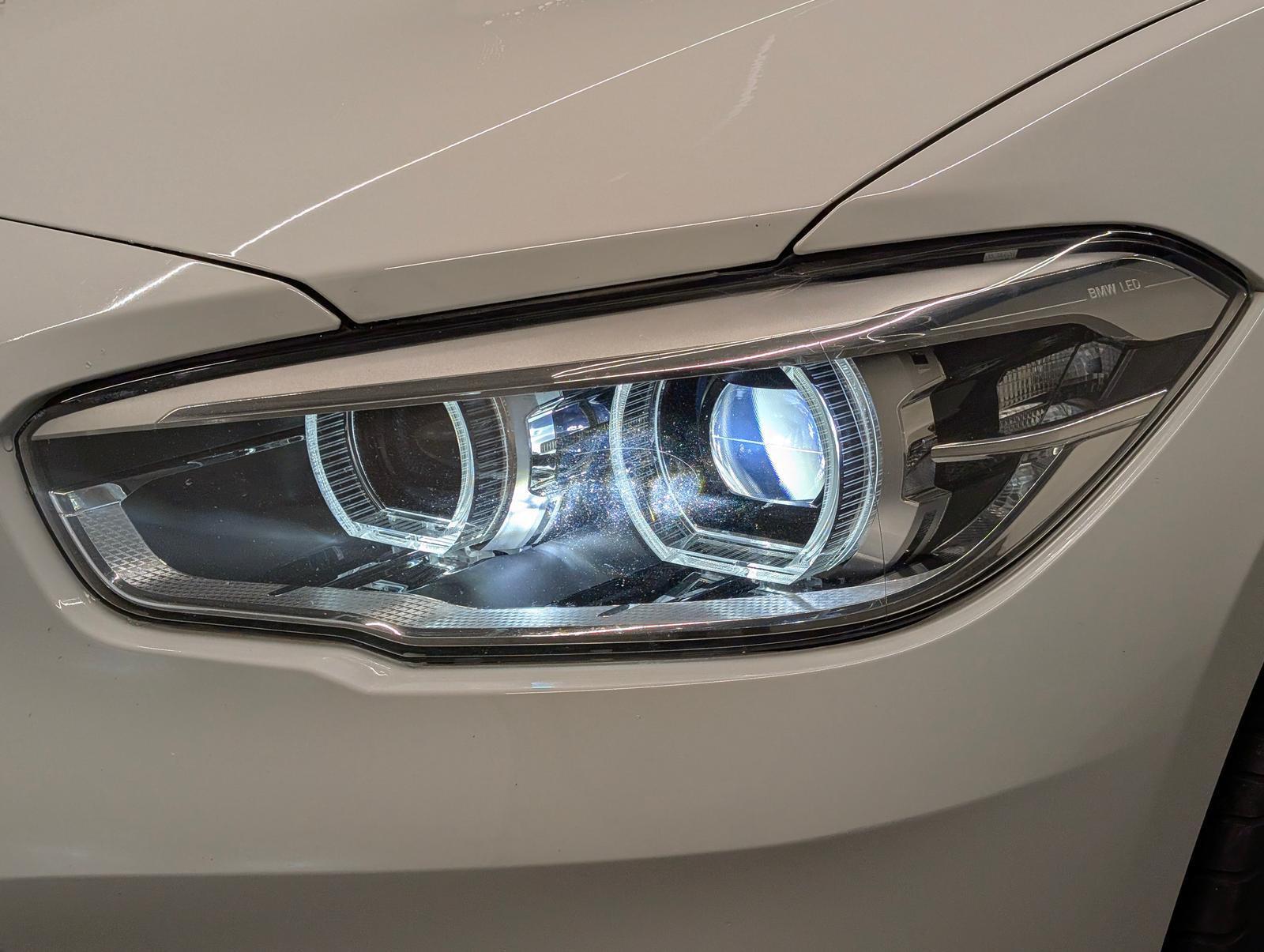 BMW 120 i Sport Line LED/Navi/SHZ/Tempomat/PDC