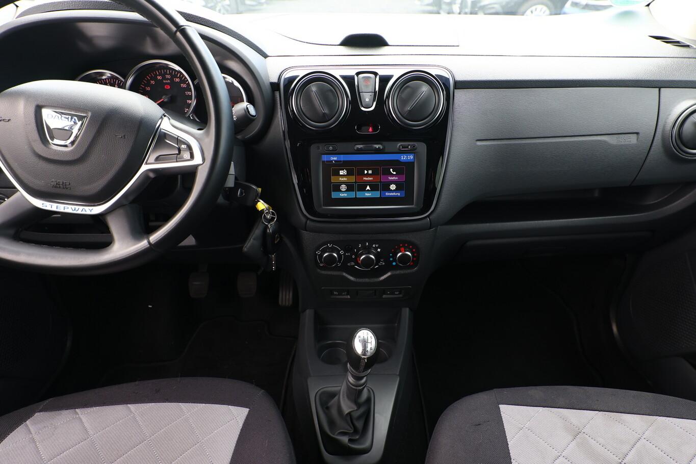 Dacia Lodgy Stepway 1.5 dCi 115 7S Nav PDC Kam SHZ