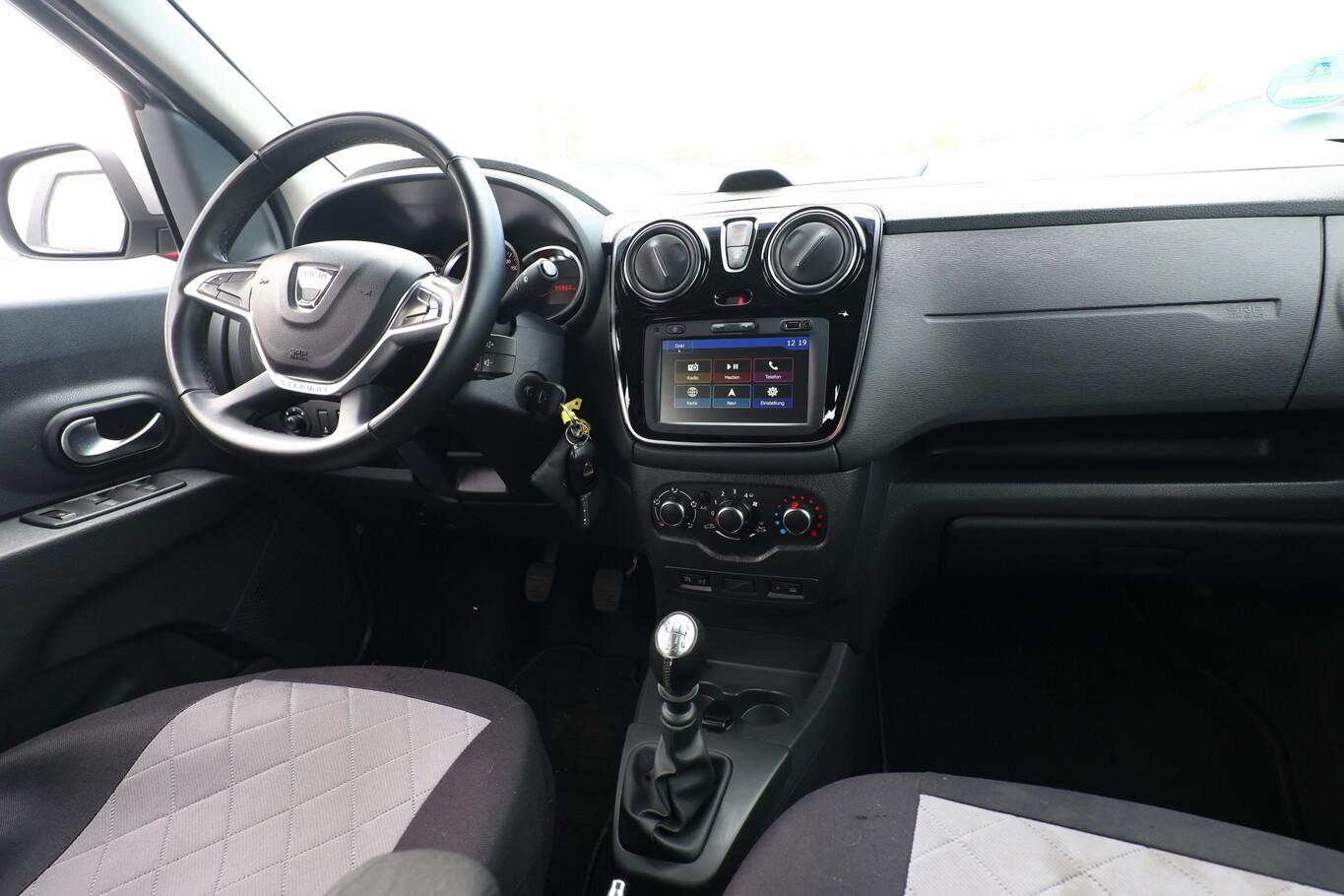 Dacia Lodgy Stepway 1.5 dCi 115 7S Nav PDC Kam SHZ