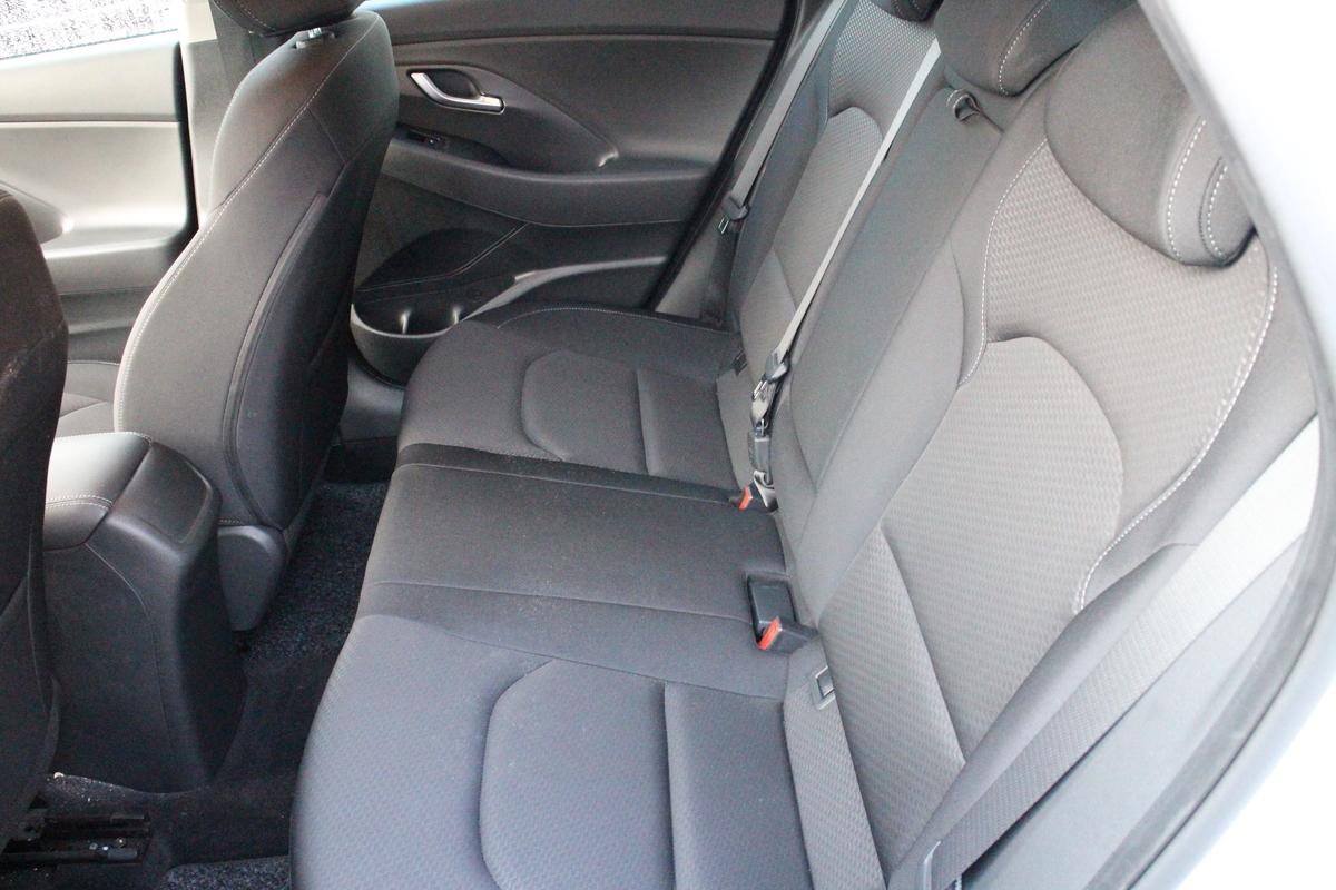 Hyundai i30 1.4 T-GDI Trend *Bluetooth*Automatik*Allwetterreifen*