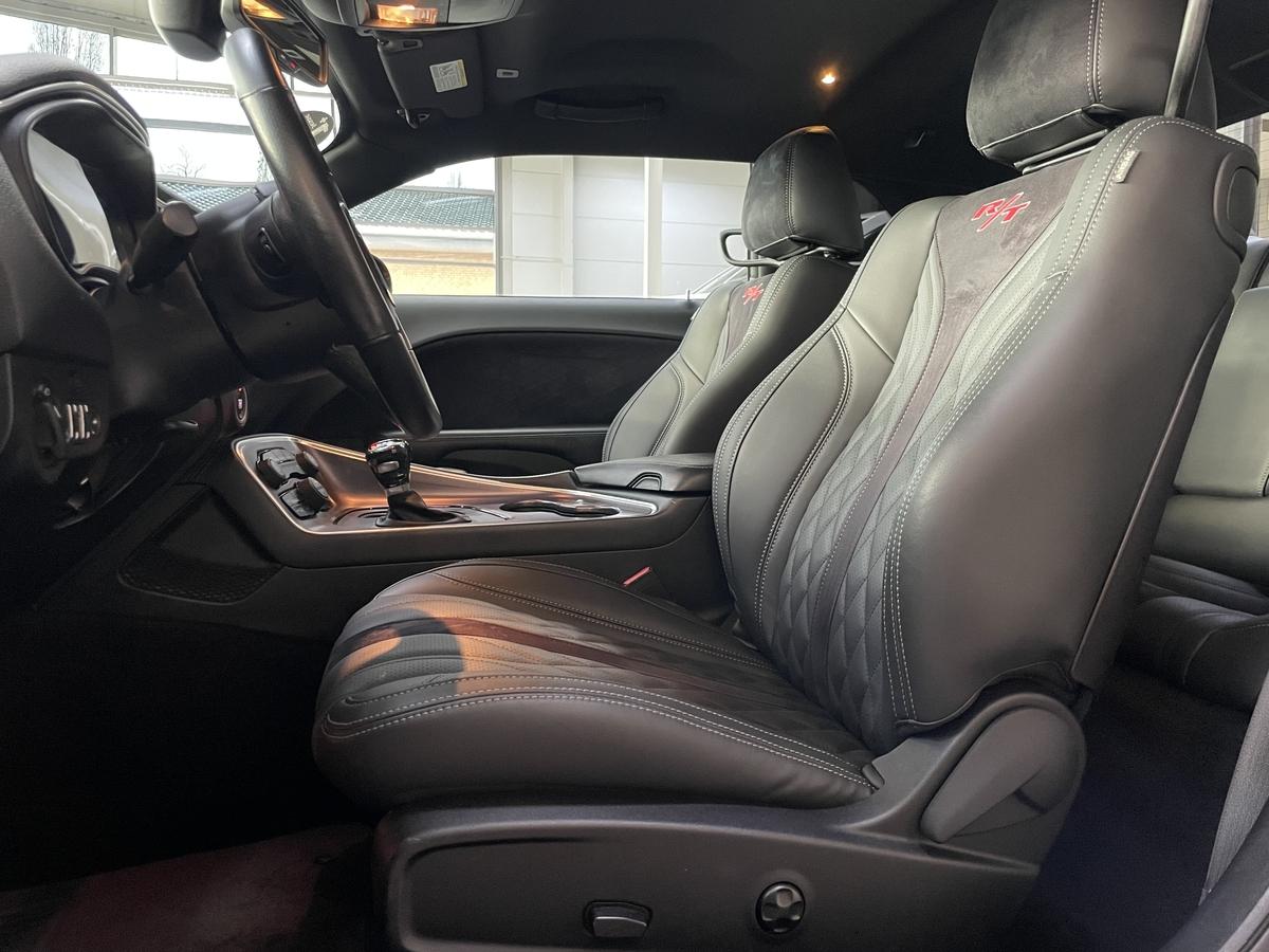 Dodge Challenger  5.7 V8 HEMI Navi Carplay  Alpine RCAM