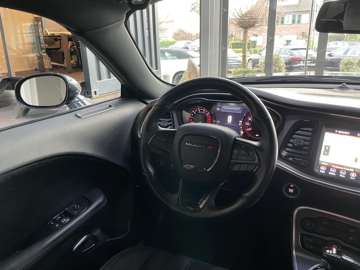 Dodge Challenger  5.7 V8 HEMI Navi Carplay  Alpine RCAM