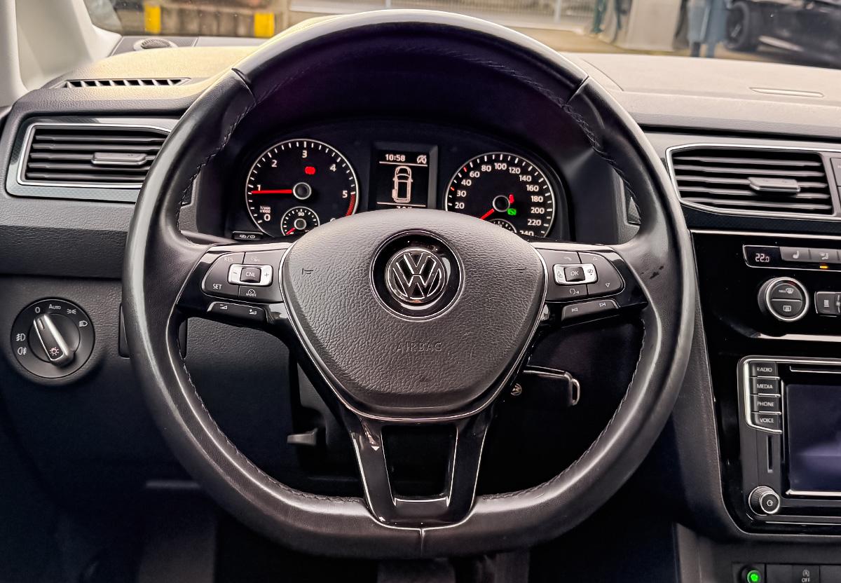 Volkswagen Caddy 2.0 TDI BMT Highline DSG Alcantara R.Cam Dynaudio