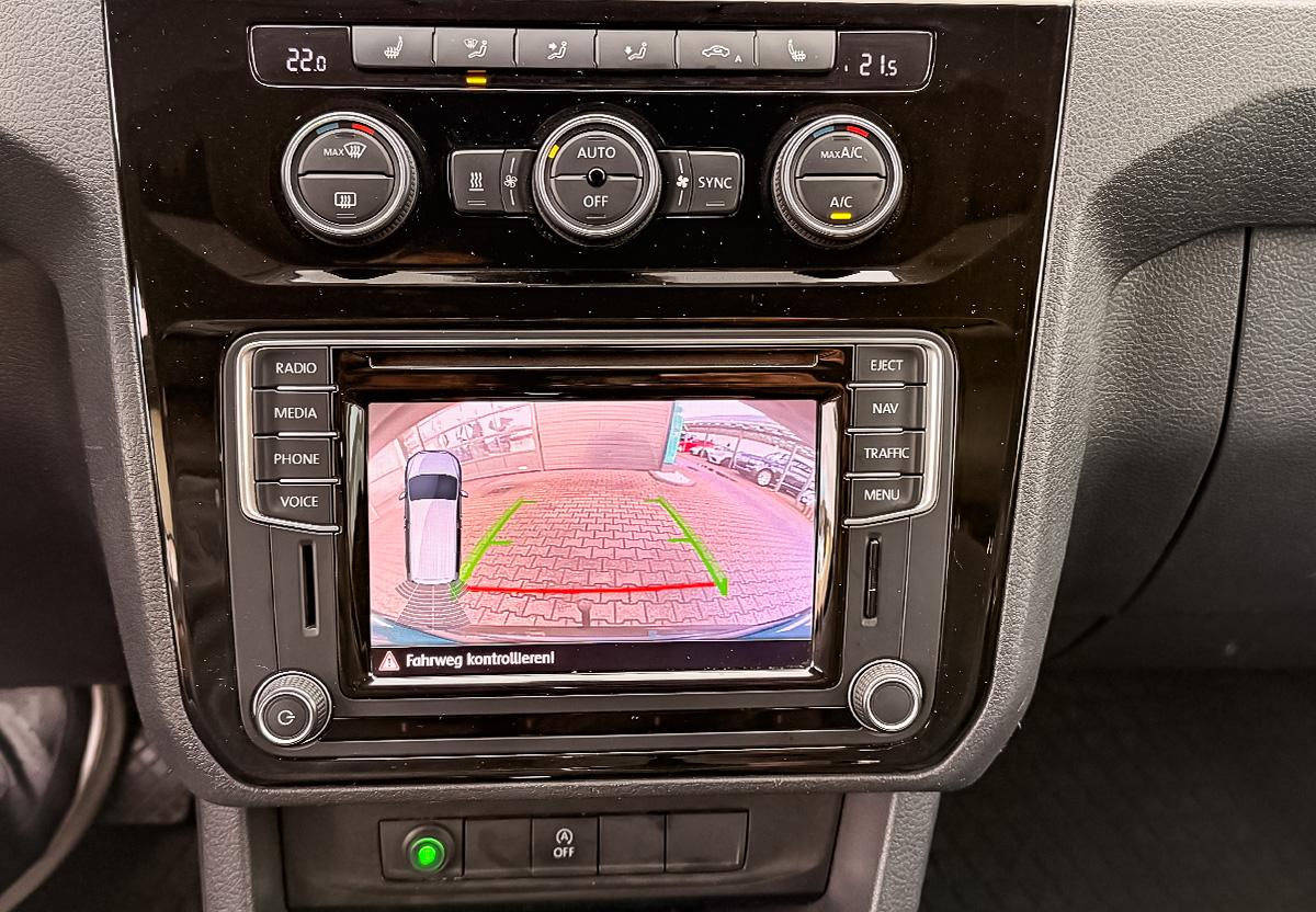 Volkswagen Caddy 2.0 TDI BMT Highline DSG Alcantara R.Cam Dynaudio