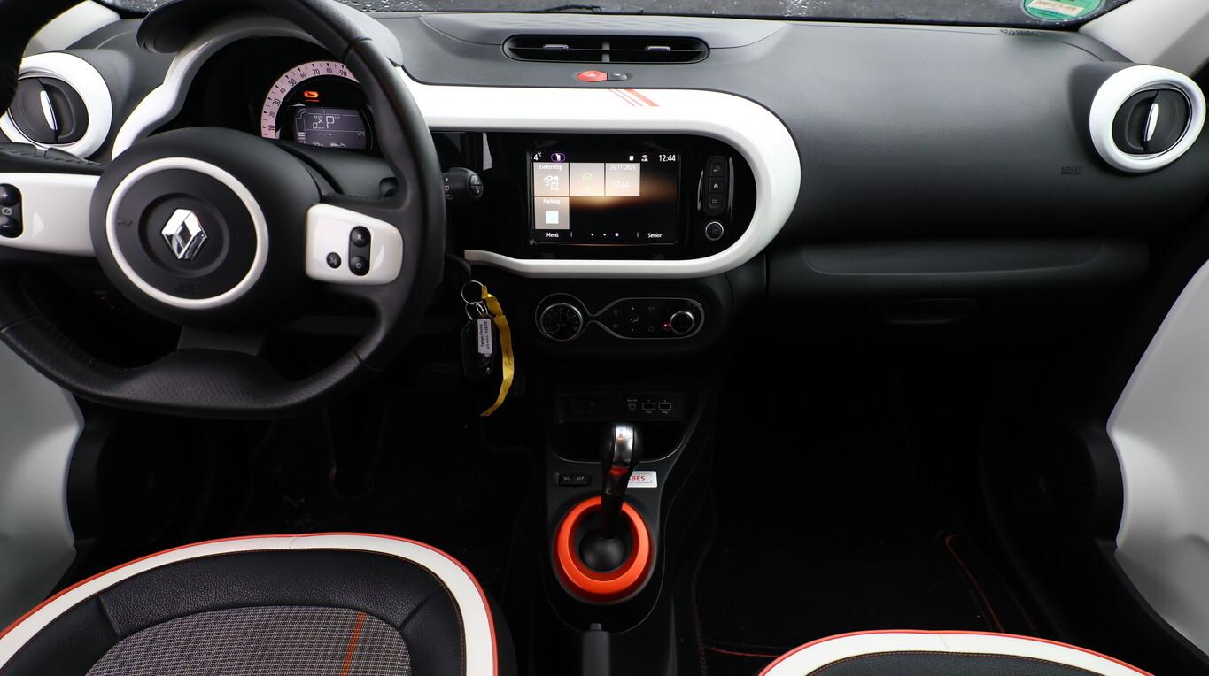 Renault Twingo Electric Vibes Nav LaneA PDC Kam LM16Z