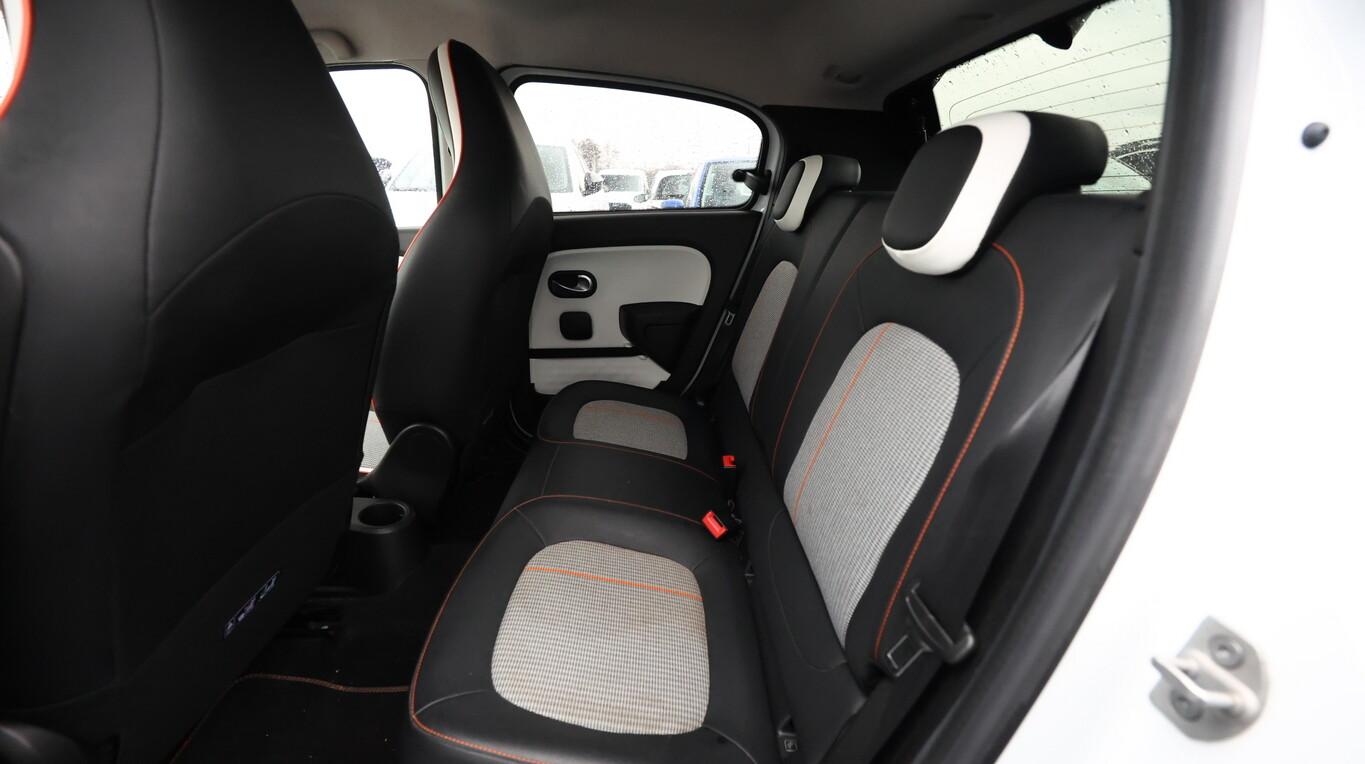 Renault Twingo Electric Vibes Nav LaneA PDC Kam LM16Z