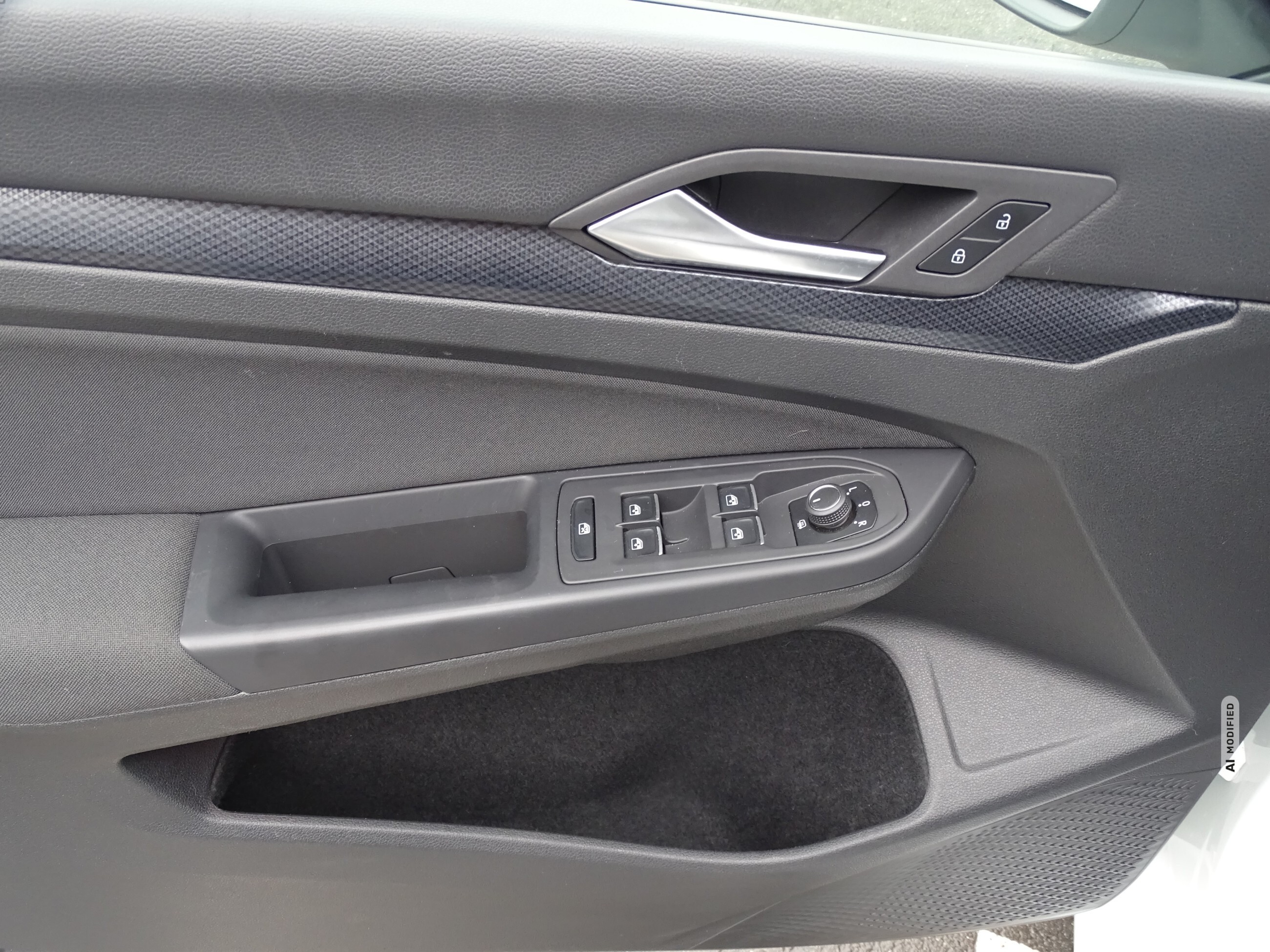 Volkswagen Golf 1.0 UNITED*NAVI*LED*DAB*SHZG*CARPLAY*PDC*