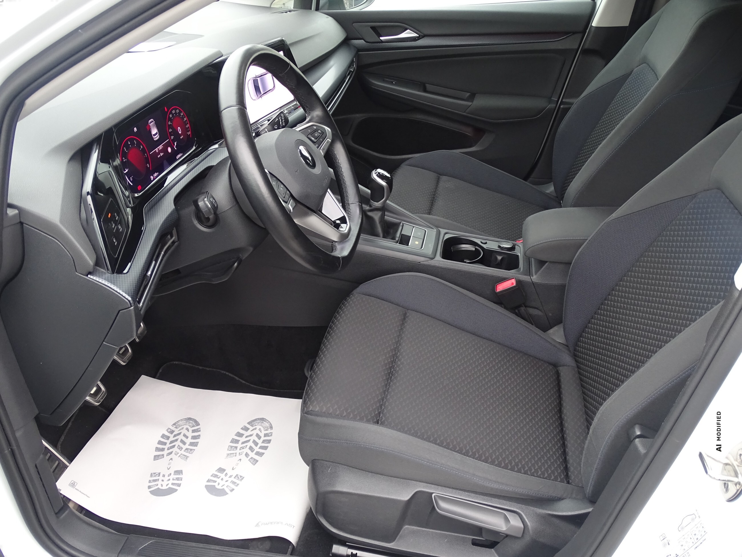 Volkswagen Golf 1.0 UNITED*NAVI*LED*DAB*SHZG*CARPLAY*PDC*