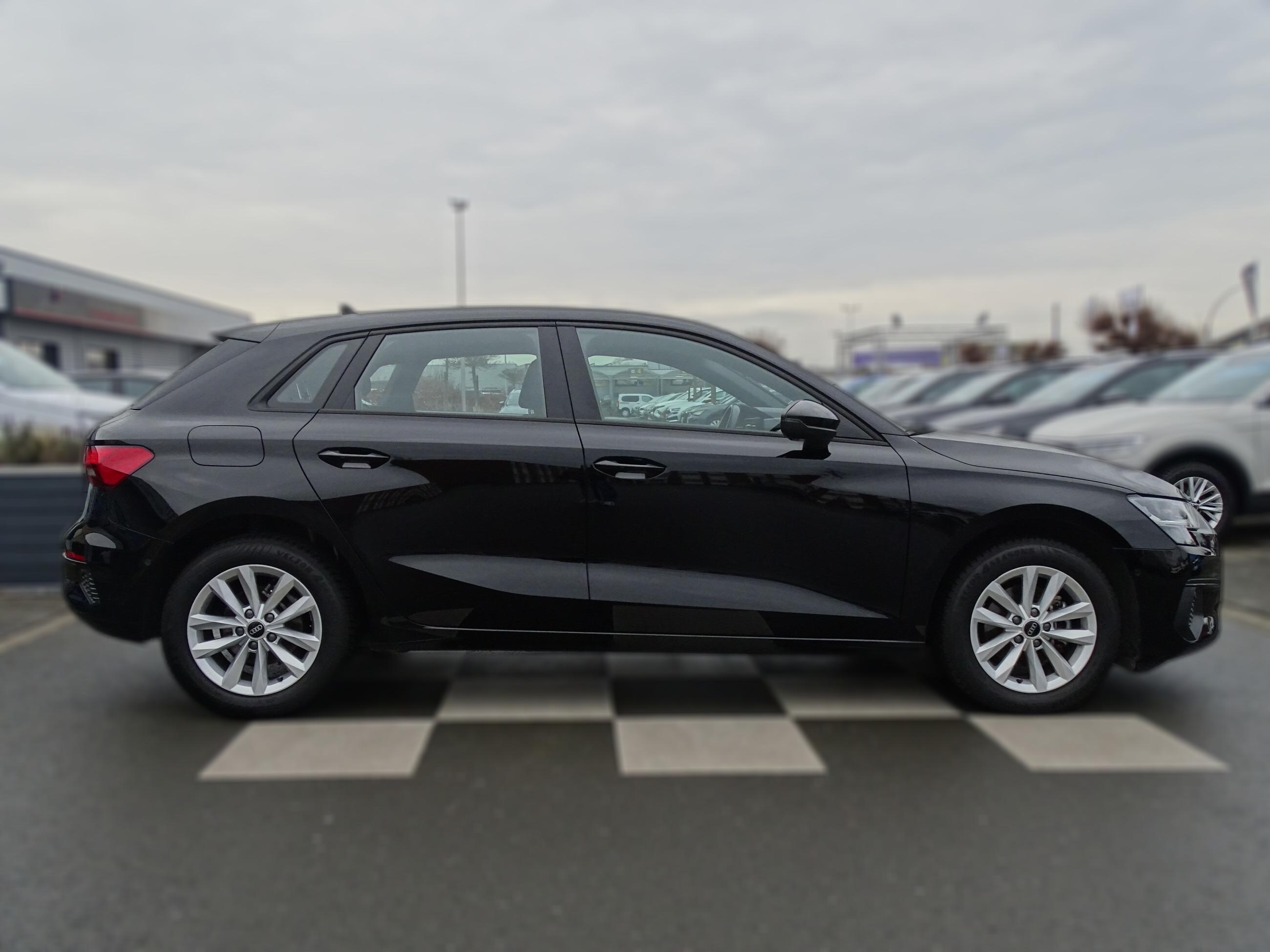 Audi A3 30 TFSI*LED*CARPLAY*SHZG*DAB*PDC*GJR*MFL*TEL*