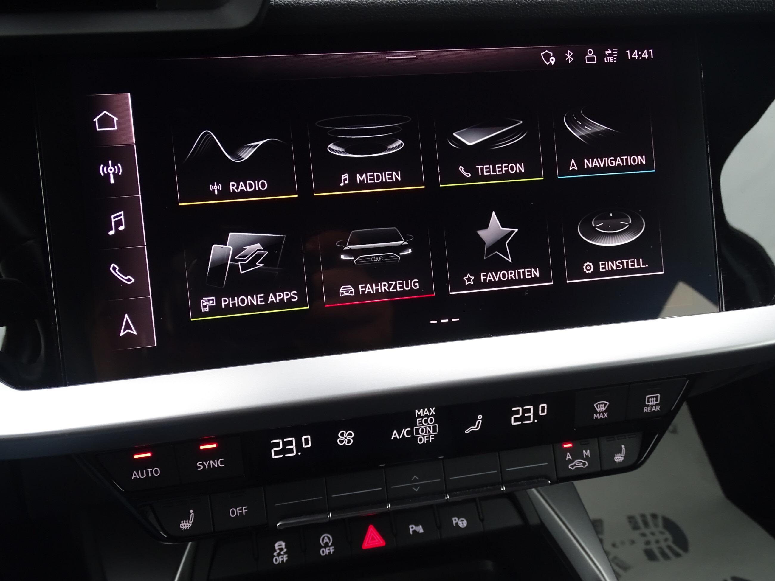 Audi A3 30 TFSI*LED*CARPLAY*SHZG*DAB*PDC*GJR*MFL*TEL*