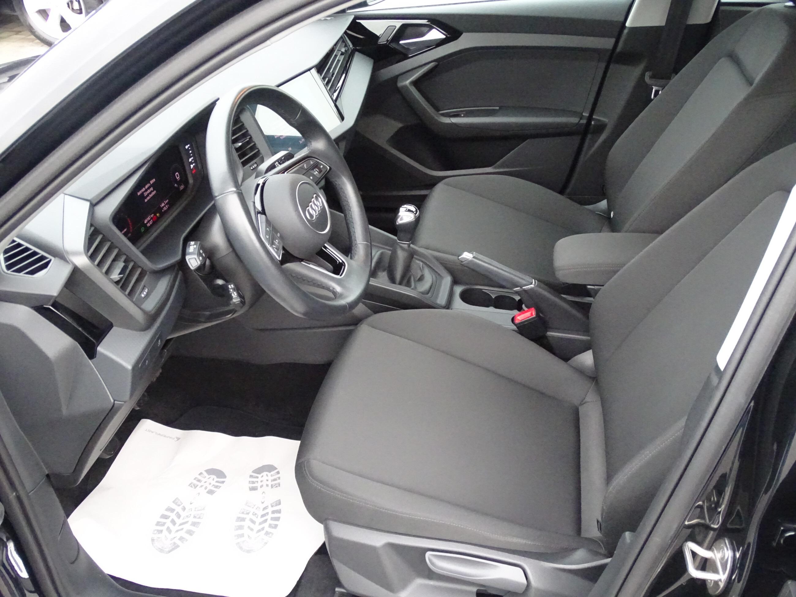 Audi A1 30 TFSI S LINE*DAB*SHZG*GJR*TEMPO*TEL.*MFL*