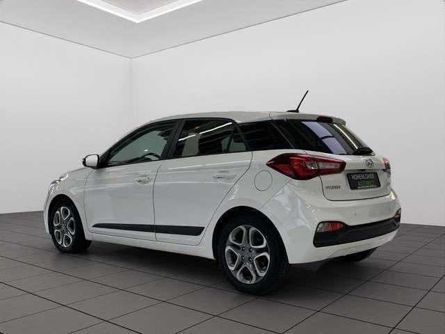 Hyundai i20 Style *RFK*LRH*SHZ*