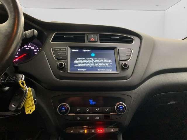 Hyundai i20 Style *RFK*LRH*SHZ*