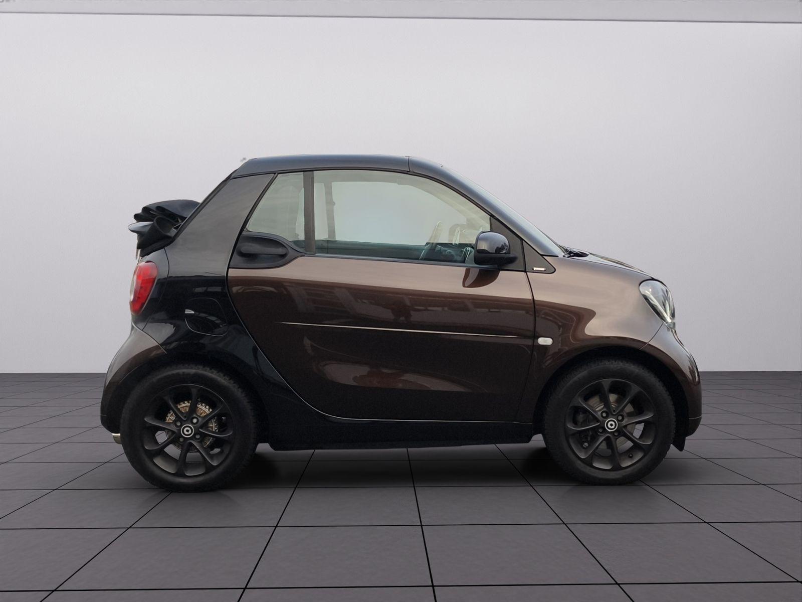 Smart ForTwo fortwo cabrio Cabrio A. Passion/Sportpaket Brabu