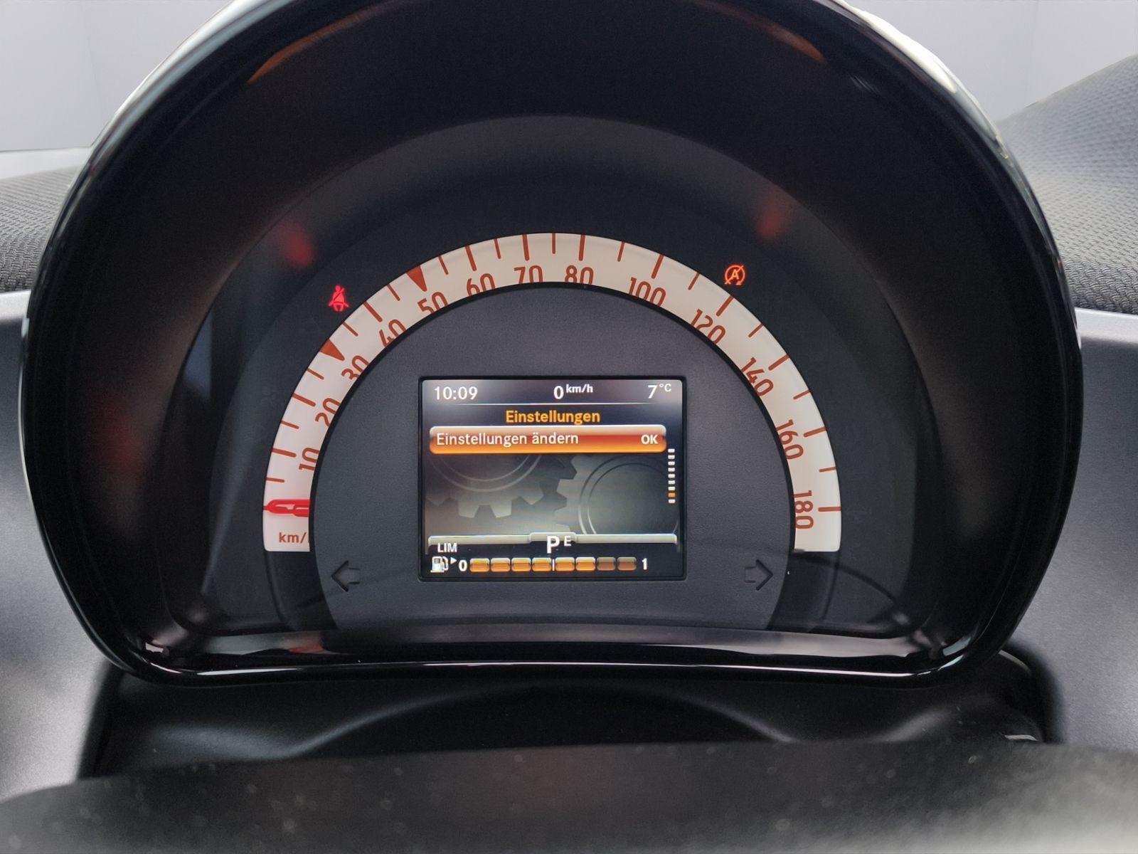 Smart ForTwo fortwo Cabrio A. Passion/Sportpaket Brabus