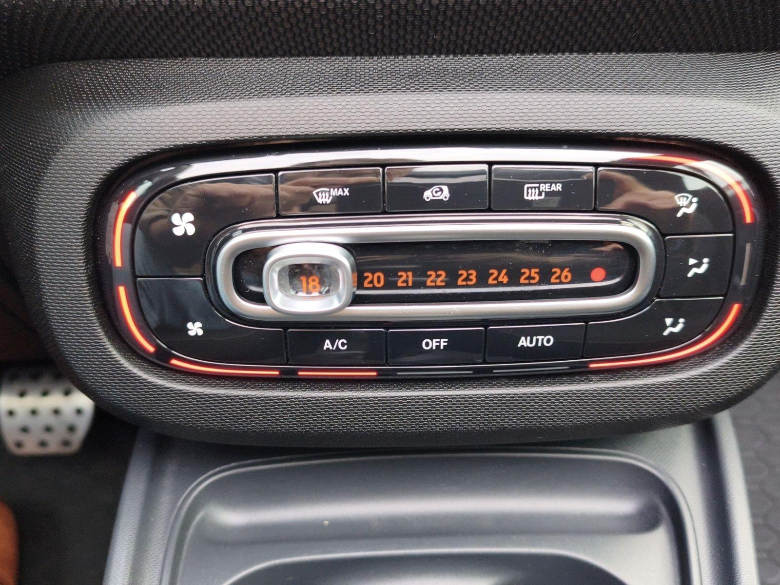 Smart ForTwo fortwo cabrio Cabrio A. Passion/Sportpaket Brabu