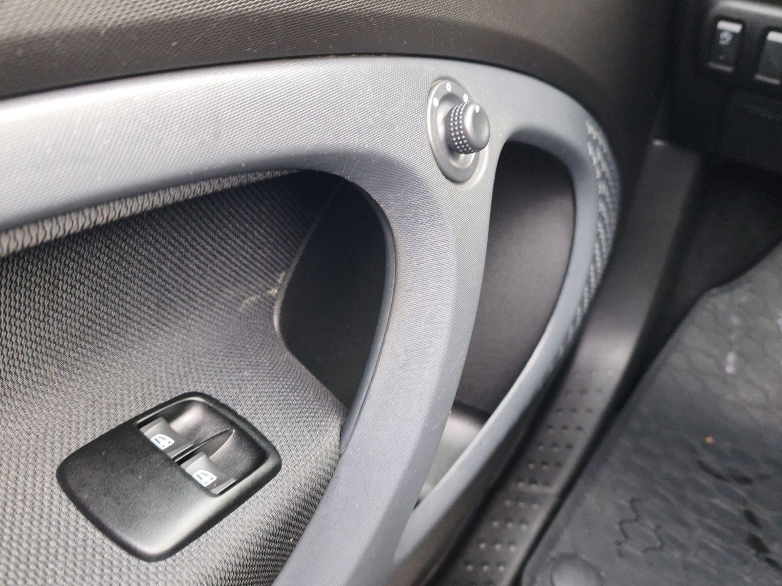 Smart ForTwo fortwo cabrio Cabrio A. Passion/Sportpaket Brabu