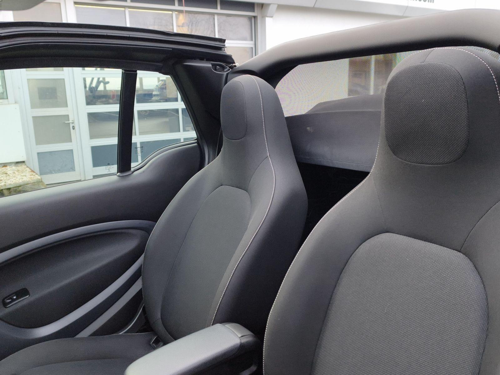 Smart ForTwo fortwo Cabrio A. Passion/Sportpaket Brabus