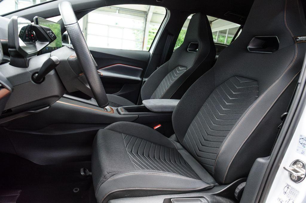 Cupra Born LED+NAVI+360°KAM+ACC+SHZ+APP