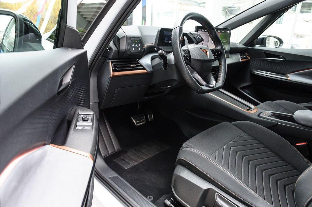 Cupra Born LED+NAVI+360°KAM+ACC+SHZ+APP