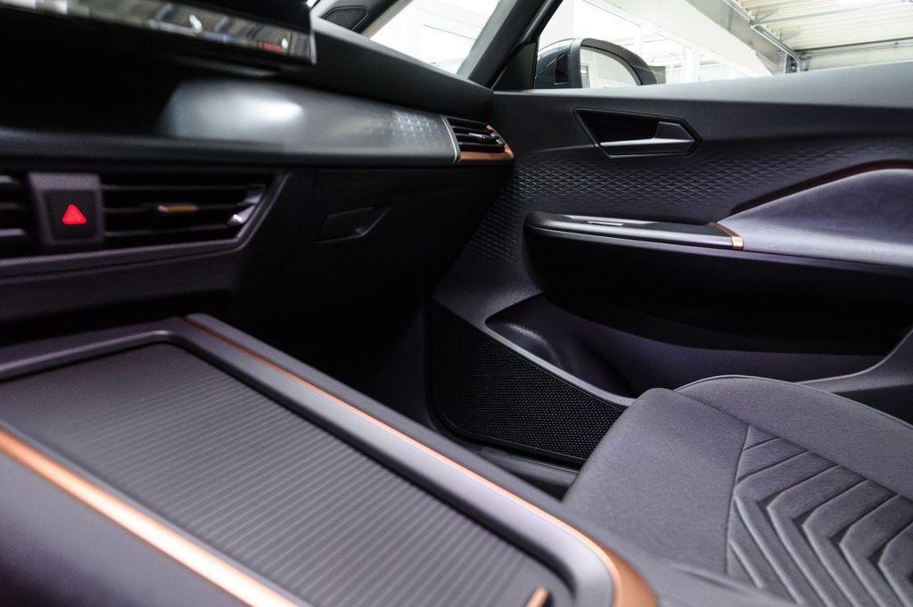 Cupra Born LED+NAVI+360°KAM+ACC+SHZ+APP