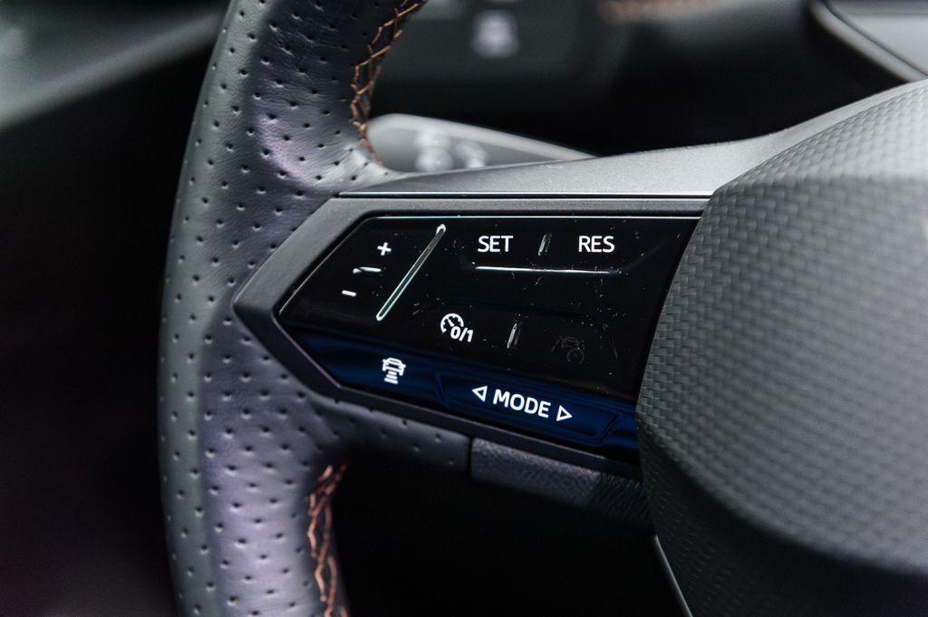 Cupra Born LED+NAVI+360°KAM+ACC+SHZ+APP