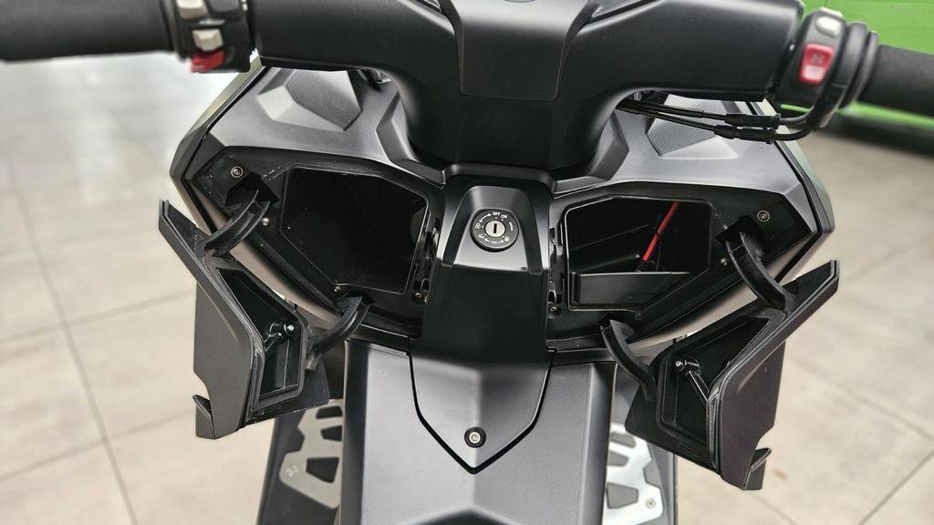 BMW C 650 Sport ABS Griff-und Sitzheizung Akrapovic