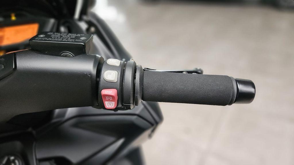 BMW C 650 Sport ABS Griff-und Sitzheizung Akrapovic