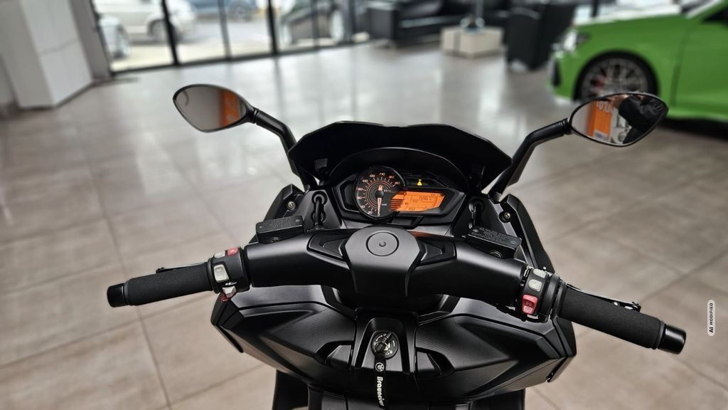BMW C 650 Sport ABS Griff-und Sitzheizung Akrapovic