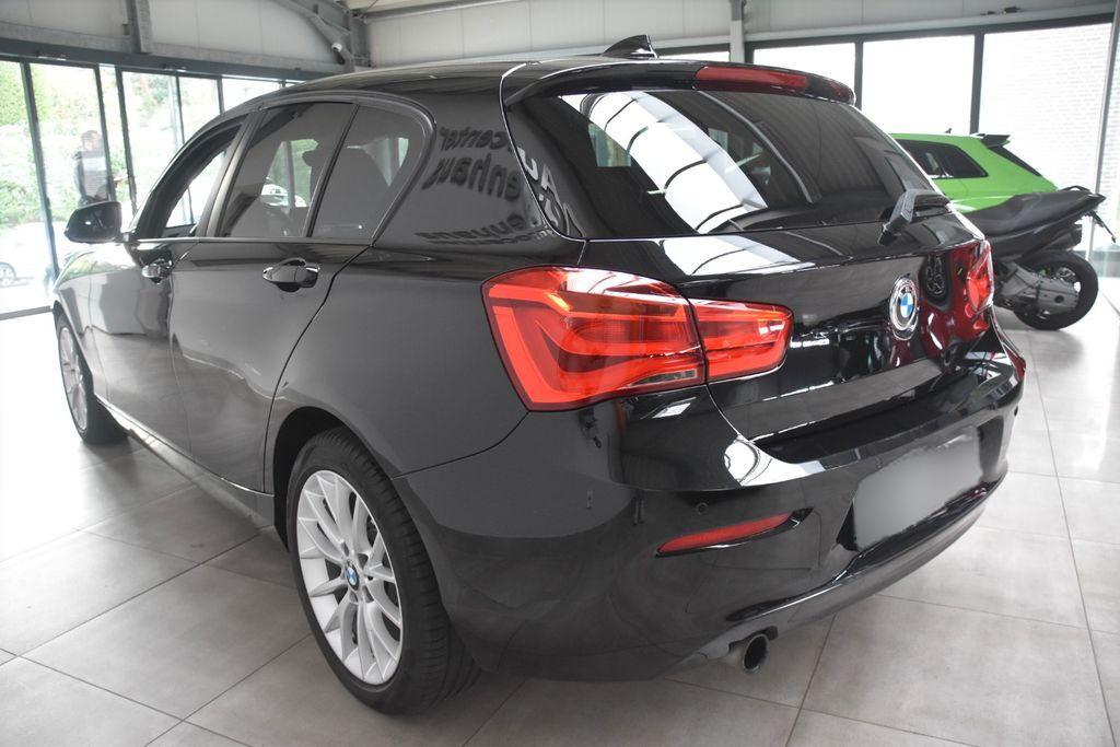 BMW 118 i Advantage Navi Klimaauto HarmanKardon PDC