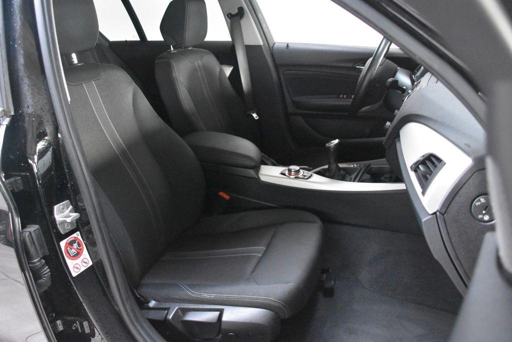 BMW 118 i Advantage Navi Klimaauto HarmanKardon PDC