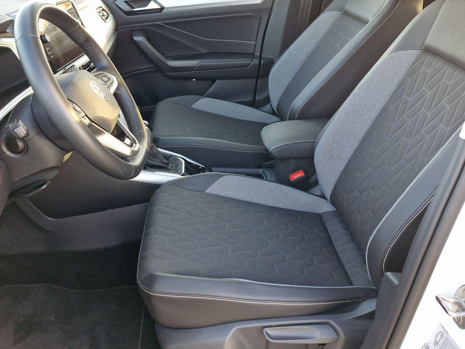 Volkswagen T-Roc 1.5 TSI DSG Goal Navi LED SHZ ACC ParkLenk