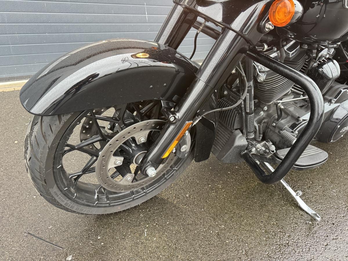 Harley-Davidson Street Glide Special+Black+Tempomat+Koffer