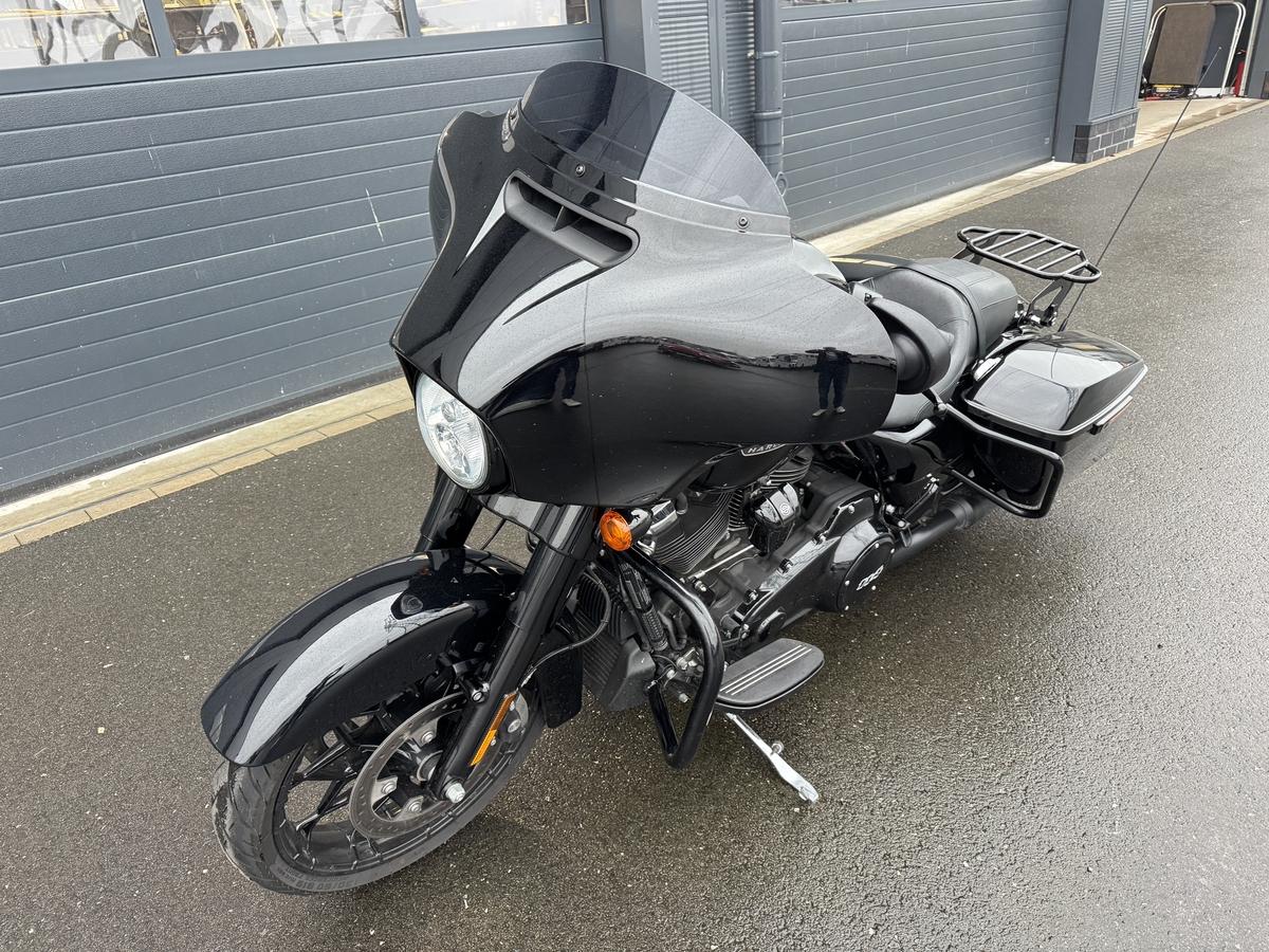 Harley-Davidson Street Glide Special+Black+Tempomat+Koffer