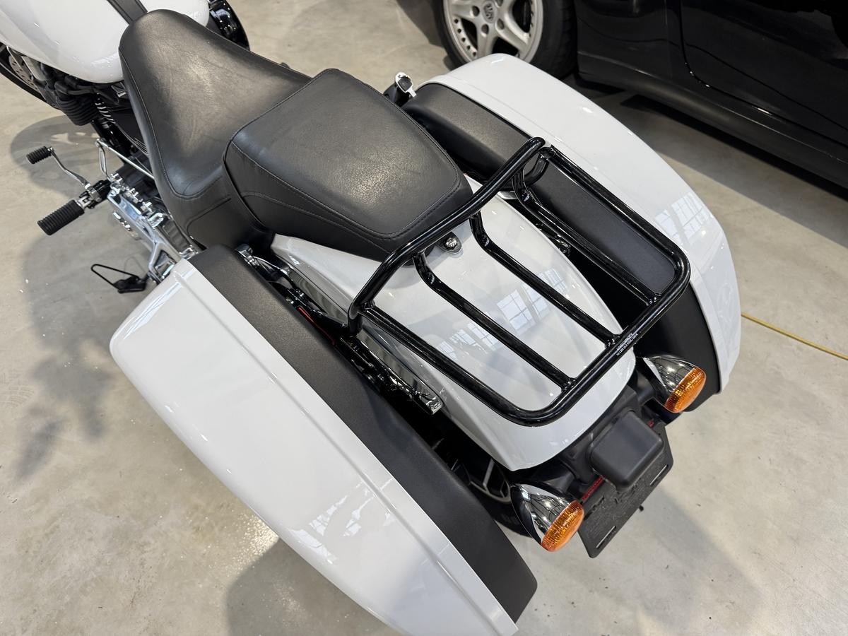 Harley-Davidson Sport Glide White+Tempomat+Koffer