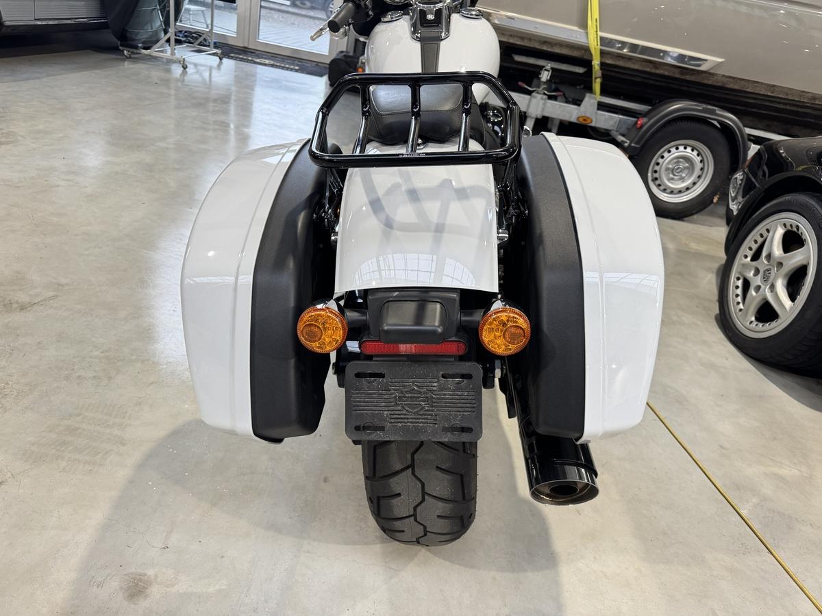 Harley-Davidson Sport Glide White+Tempomat+Koffer