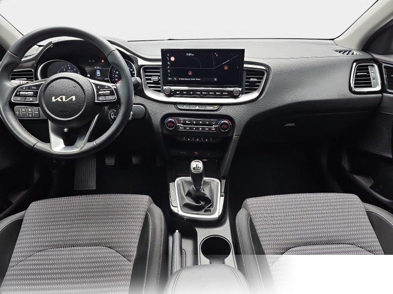 Kia cee'd / Ceed 1,5 T-GDI VISION NAVI KOMFORT WINTER KAMERA LM16