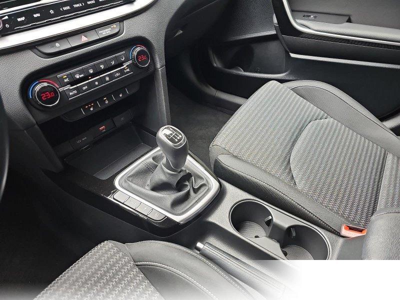 Kia cee'd / Ceed 1,5 T-GDI VISION NAVI KOMFORT WINTER KAMERA LM16