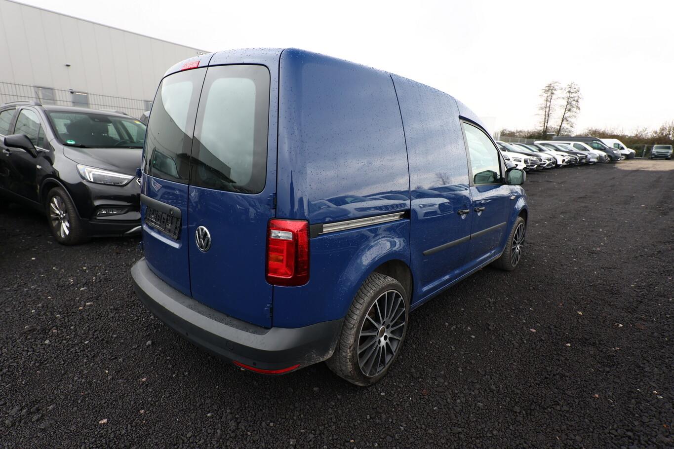 Volkswagen Caddy 1.4 TSI 130 DSG CompC PDC LM18Z HFT Klima
