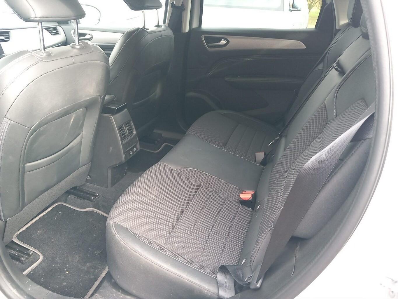 Renault Arkana TCe 140 EDC Techno Nav PDC Cam SHZ LM18Z