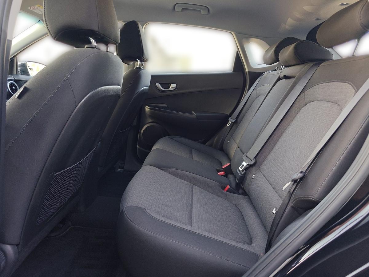Hyundai KONA Elektro Select 2WD 39,2 kWh Kamera Sitzh. ACC PDC