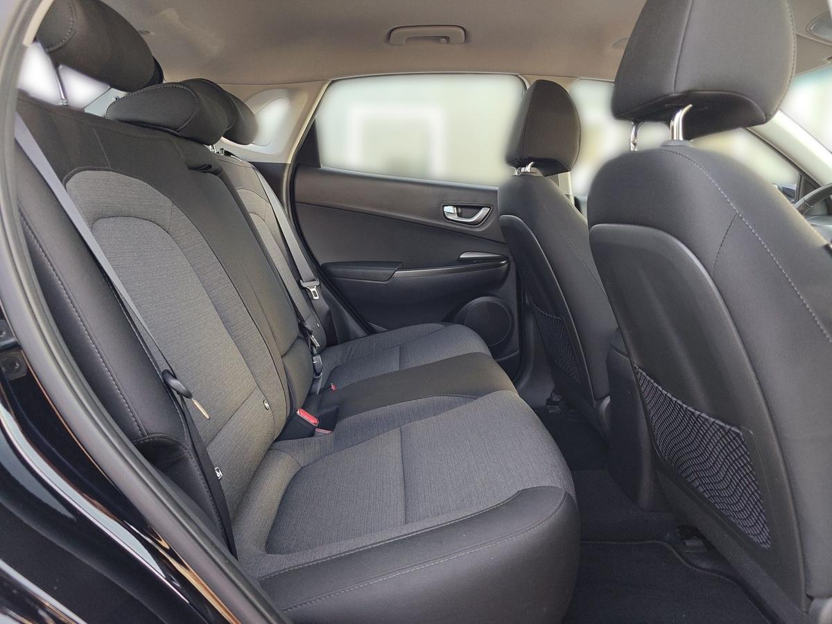 Hyundai KONA Elektro Select 2WD 39,2 kWh Kamera Sitzh. ACC PDC